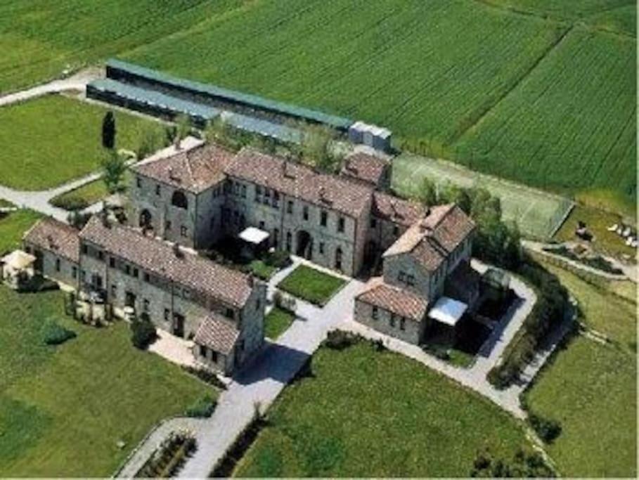 Cozy Home In Countryside Asciano Siena -Renovated! Exterior photo