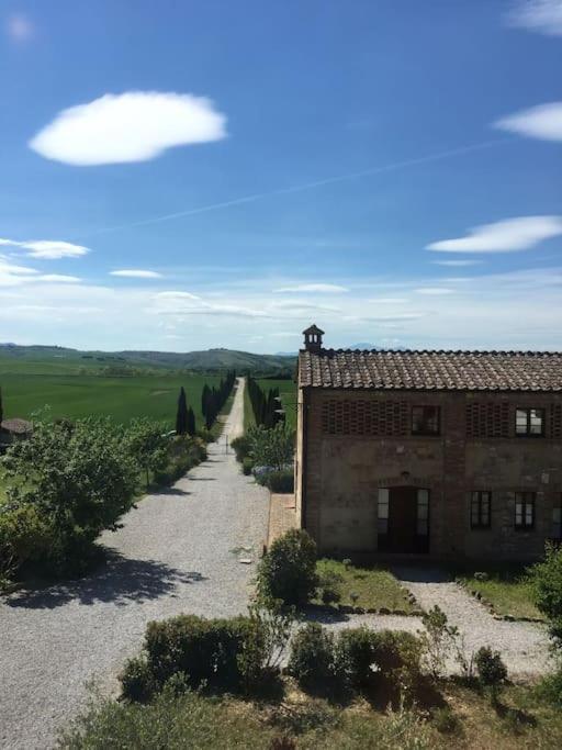 Cozy Home In Countryside Asciano Siena -Renovated! Exterior photo